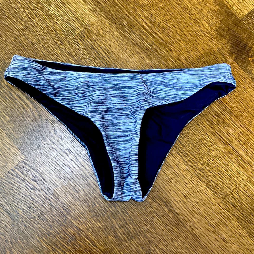Rip curl Heather gray bikini bottoms medium coverage size S